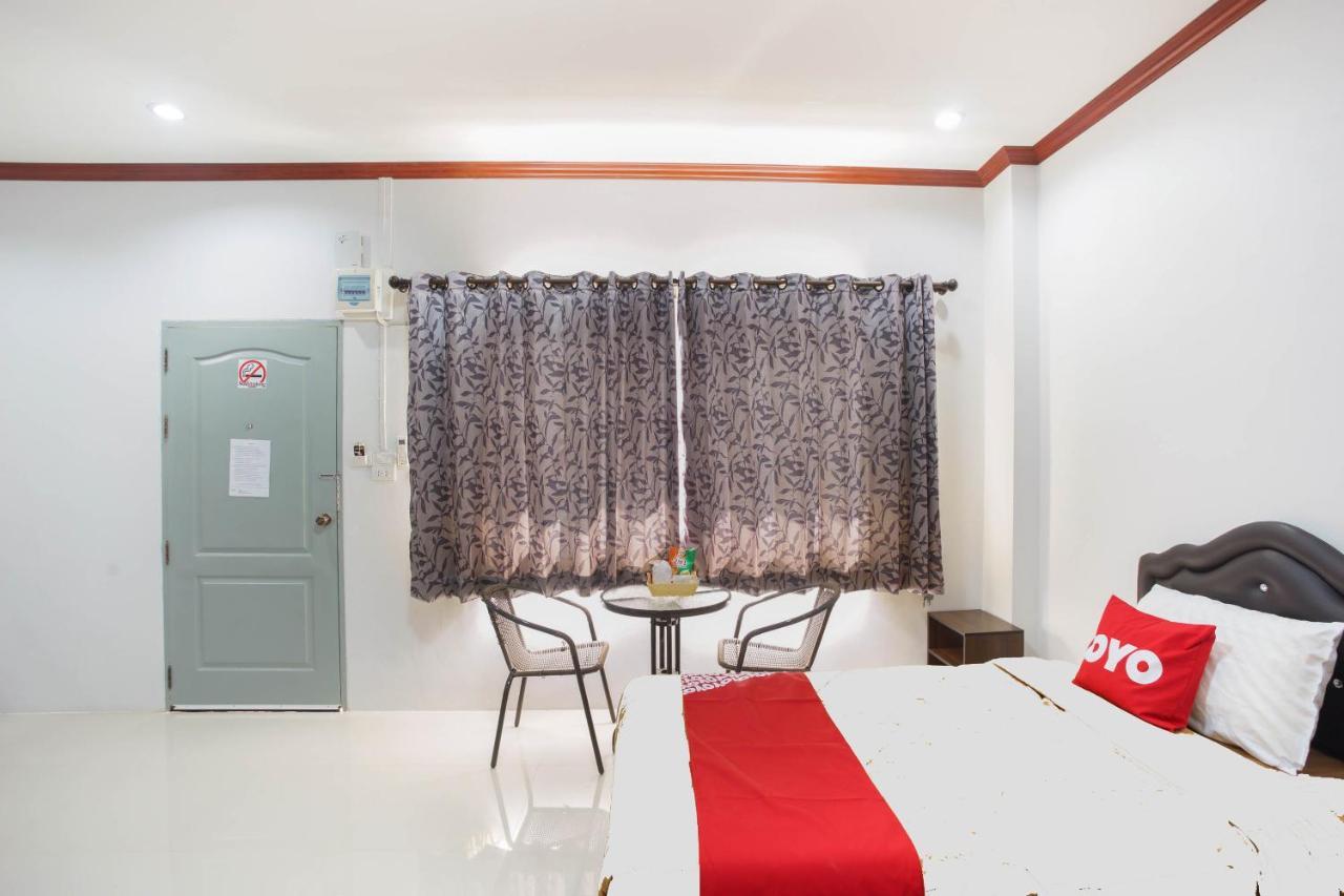 Oyo 75394 Sakthong Grand Hotel Chiang Khong Bagian luar foto