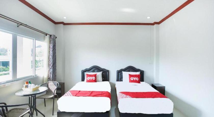 Oyo 75394 Sakthong Grand Hotel Chiang Khong Bagian luar foto