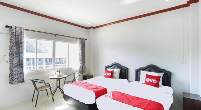 Oyo 75394 Sakthong Grand Hotel Chiang Khong Bagian luar foto